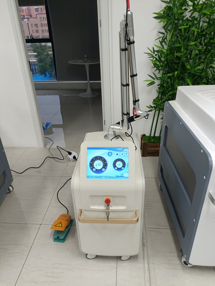 2022 years warranty picosecond laser tattoo scar pigment removal machine nd yag laser black doll treatment CE FDA Approved