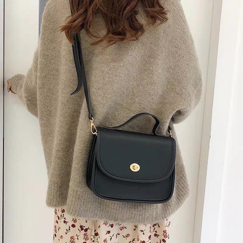 2021 New Shoulder Bag Women PU Leather Crossbody Bag Fashion Small Square Designer Flap Messenger Handbag Casual Totes, Black
2021 New Shoulder Bag Women PU Leather Crossbody Bag Fashion Small Square Designer Flap Messenger Handbag Casual Totes, Black