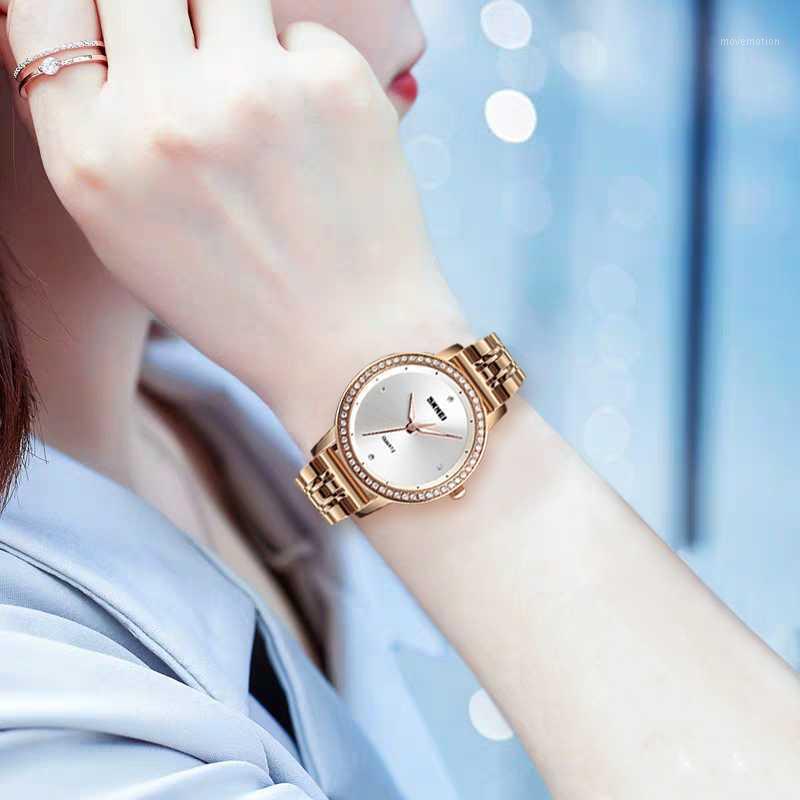 SKMEI Fashion Women Diamond Scale Quartz Watch Stainless Steel Female Wrist Watches Top Ladies Hand watches 13111, Silver
SKMEI Fashion Women Diamond Scale Quartz Watch Stainless Steel Female Wrist Watches Top Ladies Hand watches 13111, Silver
