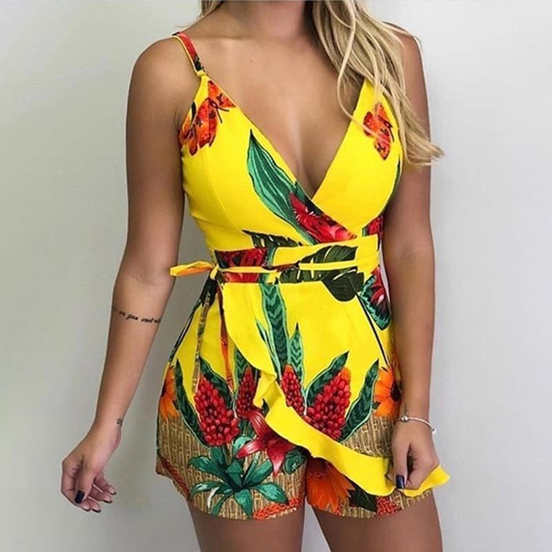 Ladies Slim Jumpsuit With Belt Printed Sling One-piece Shorts Women Deep V-neck Sling Sleeveless Fashion One-piece Shorts, Light yellow
Ladies Slim Jumpsuit With Belt Printed Sling One-piece Shorts Women Deep V-neck Sling Sleeveless Fashion One-piece Shorts, Light yellow