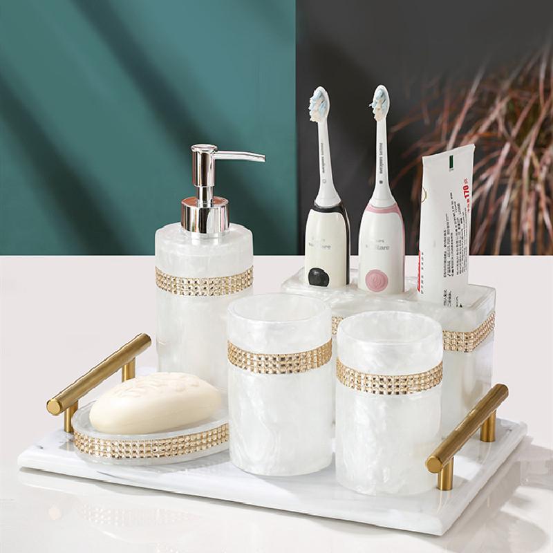 Nordic Light Luxury Style Resin Bathroom Set Five-piece Wash Set Home Portable Hotel Toilet Accessories Ornaments Wedding Gift
Nordic Light Luxury Style Resin Bathroom Set Five-piece Wash Set Home Portable Hotel Toilet Accessories Ornaments Wedding Gift