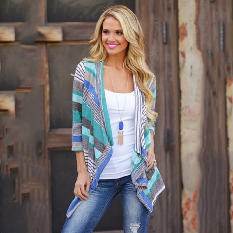 New European Women's Stripe Clothing Soft And Comfortable Coat Female Retro Women Autumn 3/4 Sleeve Knitted V-Neck Cardigan 201031