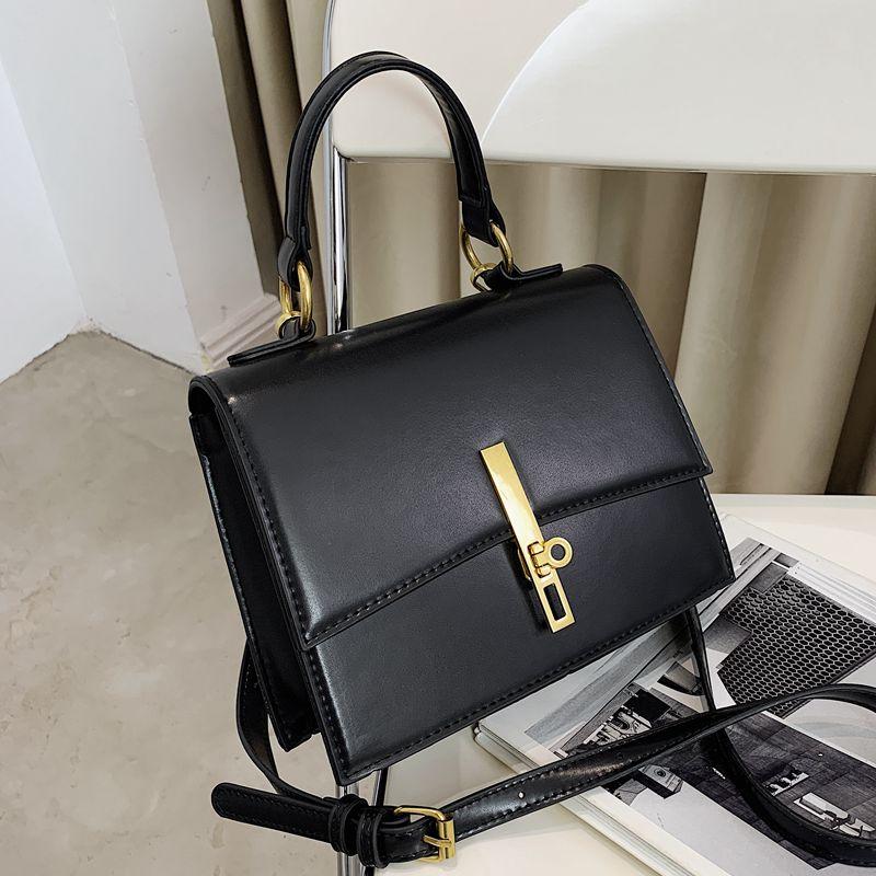 New Design PU Leather Flap Bags For Women 2021 Summer Lady Shoulder Handbag Female Fashion High Qualty Cross Body Bag, Black
New Design PU Leather Flap Bags For Women 2021 Summer Lady Shoulder Handbag Female Fashion High Qualty Cross Body Bag, Black