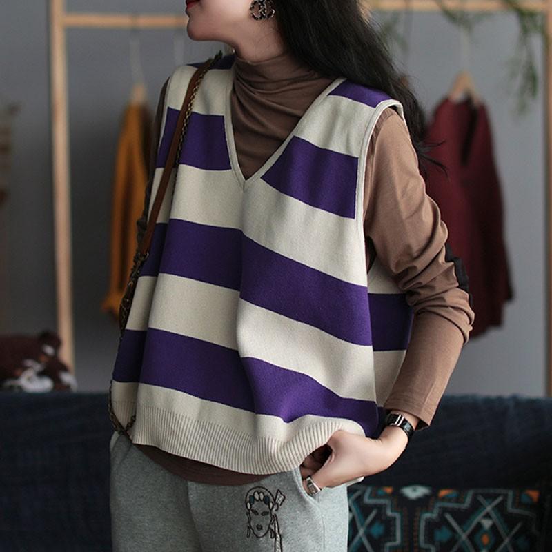 FairyNatural Women V-neck Casual Vintage Knitted Vests 2021 Autumn Spring Loose Ladies Striped Fashion Vest, Green
FairyNatural Women V-neck Casual Vintage Knitted Vests 2021 Autumn Spring Loose Ladies Striped Fashion Vest, Green