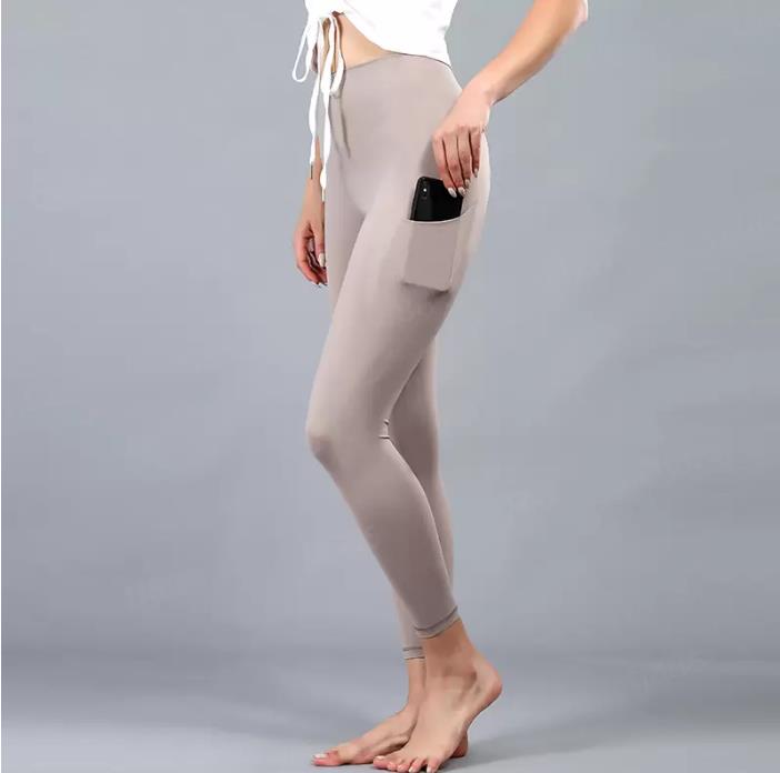 yoga Legging pocket sexy high quality Tall waist multicolor movement fitness elastic exercise designer Leggings Pure color, Pocket 5
yoga Legging pocket sexy high quality Tall waist multicolor movement fitness elastic exercise designer Leggings Pure color, Pocket 5