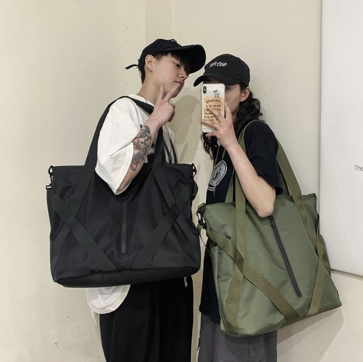 Evening Bags Versatile Ins Style Casual Military Tote Functional Package High-capacity Nylon Shoulder Bag Handbag Waterproof
Evening Bags Versatile Ins Style Casual Military Tote Functional Package High-capacity Nylon Shoulder Bag Handbag Waterproof