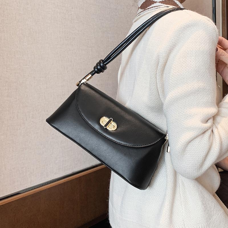Small Flap Shoulder Crossbody Bags for Women 2021 High Quality Pu Leather Messenger Bag Ladys Portable Pure Color Handbag Wallet, Black
Small Flap Shoulder Crossbody Bags for Women 2021 High Quality Pu Leather Messenger Bag Ladys Portable Pure Color Handbag Wallet, Black