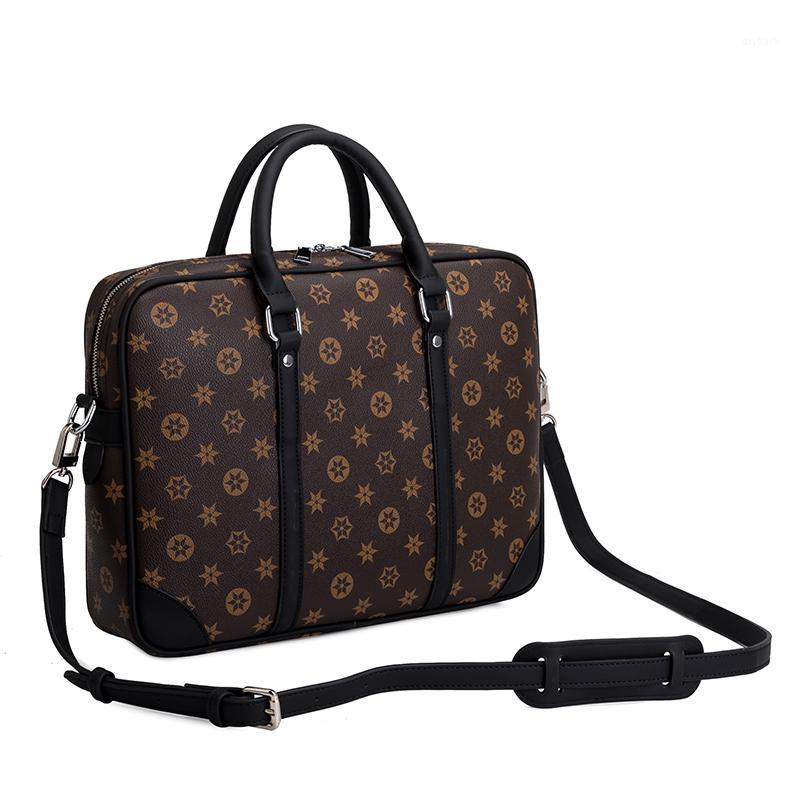 European And American Fashion New Men's And Women's Briefcase Laptop Bag Business Handbag Shoulder Messenger Bag1, Brown small
European And American Fashion New Men's And Women's Briefcase Laptop Bag Business Handbag Shoulder Messenger Bag1, Brown small