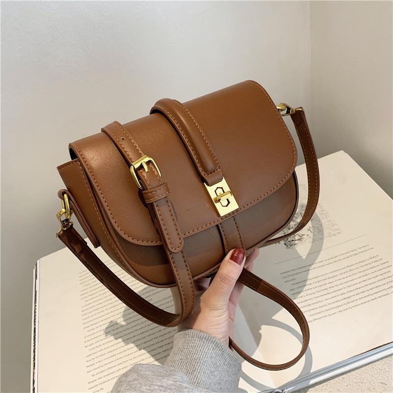 Fashion 2021 Spring Flap Pocket Woman Shoulder Bag High Quality PU Leather Women Crossbody Bag Fashion sac femme, Black
Fashion 2021 Spring Flap Pocket Woman Shoulder Bag High Quality PU Leather Women Crossbody Bag Fashion sac femme, Black