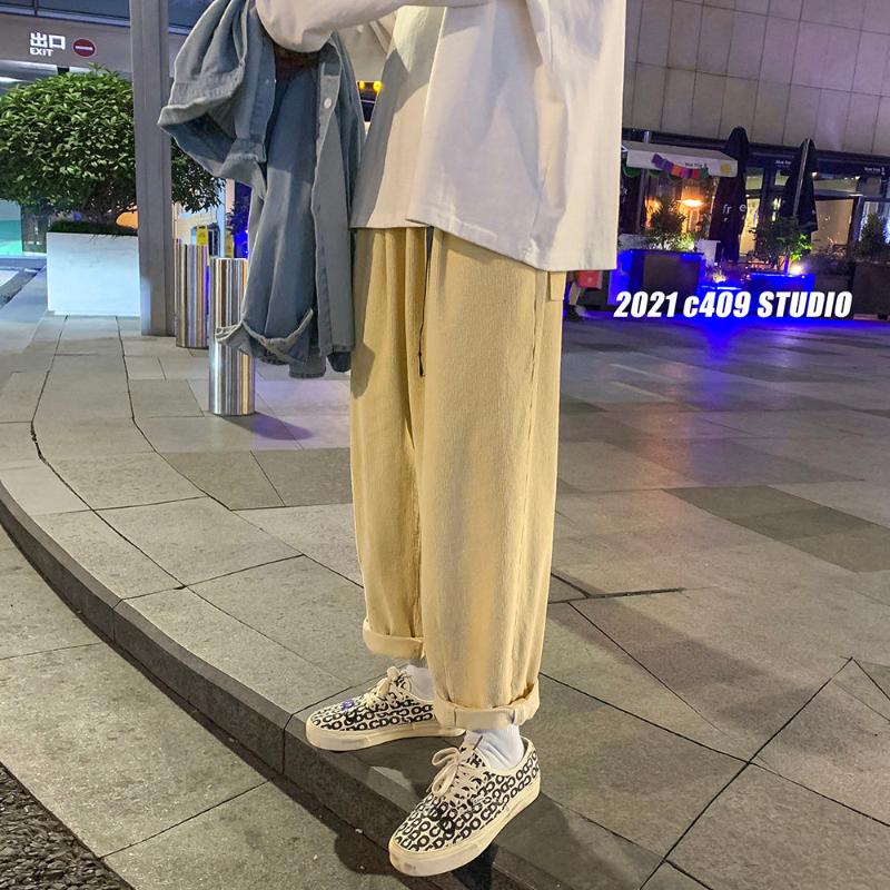 2021 Men's Corduroy Fabric Baggy Casual Pants Belt Decoration Streetwear Haren Pants Khaki/grey/blue Color Trousers Size M-2XL
2021 Men's Corduroy Fabric Baggy Casual Pants Belt Decoration Streetwear Haren Pants Khaki/grey/blue Color Trousers Size M-2XL