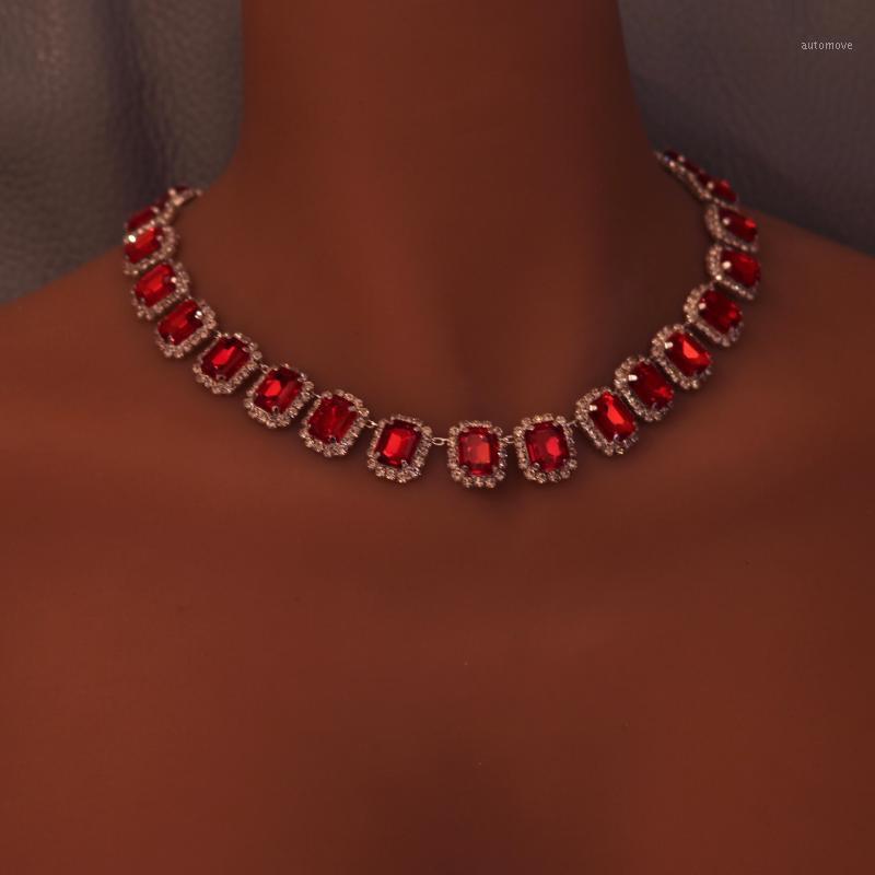 2020 Fashion Men Women Big Crystal Square Tennis Necklace Rhinestone Choker Statement Bling Thick Necklace Hip Hop Chain Jewelry1
2020 Fashion Men Women Big Crystal Square Tennis Necklace Rhinestone Choker Statement Bling Thick Necklace Hip Hop Chain Jewelry1