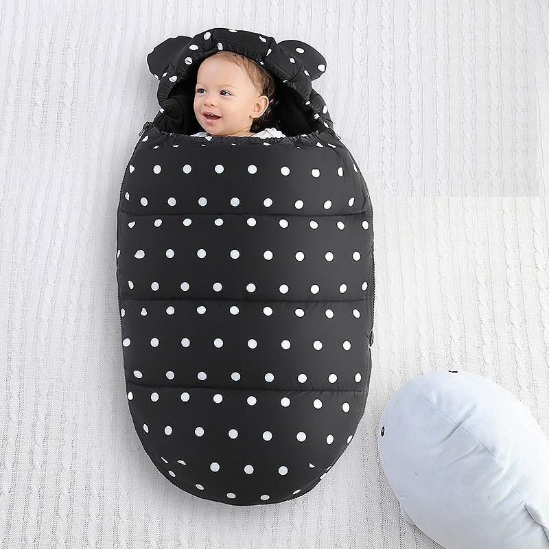 Baby Stroller Accessories Winter Thick Wave Point Sleeping Bag Warm Footmuff Sack Double Zipper Baby Pushchair Sleepsack1
Baby Stroller Accessories Winter Thick Wave Point Sleeping Bag Warm Footmuff Sack Double Zipper Baby Pushchair Sleepsack1
