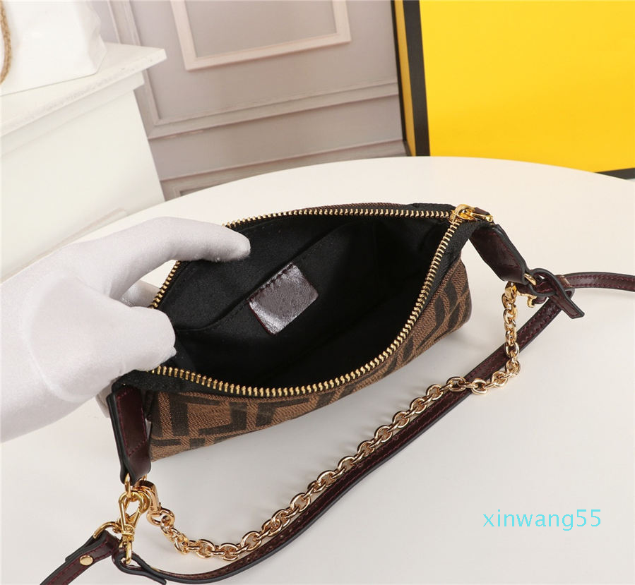 2021 Hot solds Shoulder Bags high quality Re-Edition nylon Handbags famousbags women Crossbody bag Hobo purses
2021 Hot solds Shoulder Bags high quality Re-Edition nylon Handbags famousbags women Crossbody bag Hobo purses