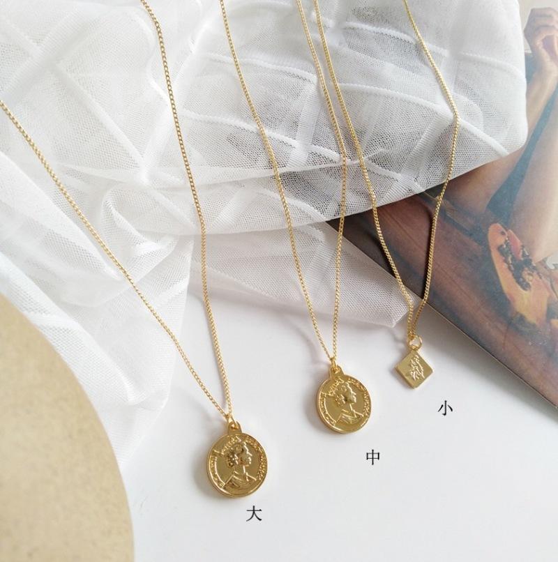 2021 Fashion Chic Gold Color Metal Head Portrait Pendant Necklaces for Women Charms Alloy Round Square Choker Necklace Jewelry
2021 Fashion Chic Gold Color Metal Head Portrait Pendant Necklaces for Women Charms Alloy Round Square Choker Necklace Jewelry