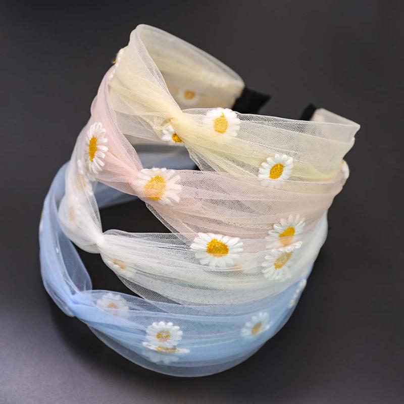 Fashion Bow Spring Fresh Color Hairband For Girls Adult Small Daisies Flower Headband Multi-layer Cross Knot Hair Accessories
Fashion Bow Spring Fresh Color Hairband For Girls Adult Small Daisies Flower Headband Multi-layer Cross Knot Hair Accessories