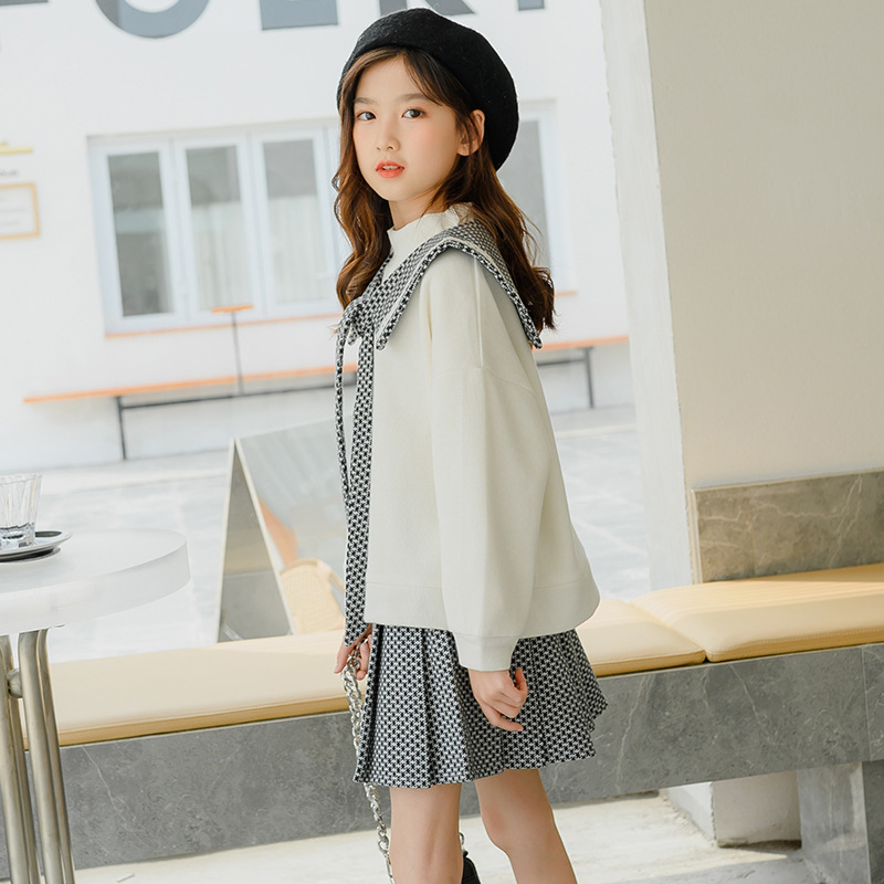 2020 autumn and winter new girls' long sleeves, velvet Lapel sweaterwith pleated skirt 2 pieces.X1019
