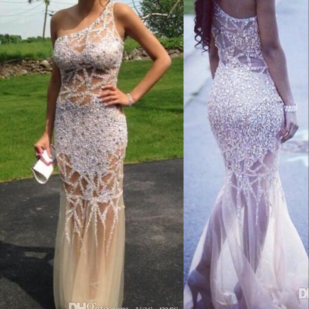 Luxury Sexy Hot One Shoulder Champagne Evening Dresses Tulle Sheer Illusion Crystal Beaded Pearl Long Dresses Formal Evening Wear Prom Gowns, Ivory
Luxury Sexy Hot One Shoulder Champagne Evening Dresses Tulle Sheer Illusion Crystal Beaded Pearl Long Dresses Formal Evening Wear Prom Gowns, Ivory