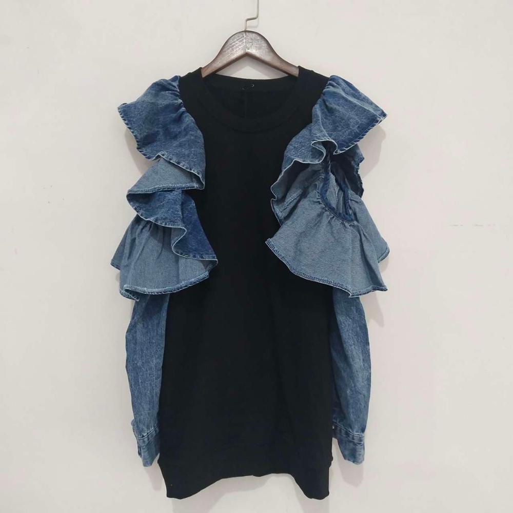 [EWQ] Autumn New Ladies Pullovers Tops Fashion Stitching Denim Hollow Out Shoulder Ruffled Sleeve Sweatshirt Women 16Q411 201102