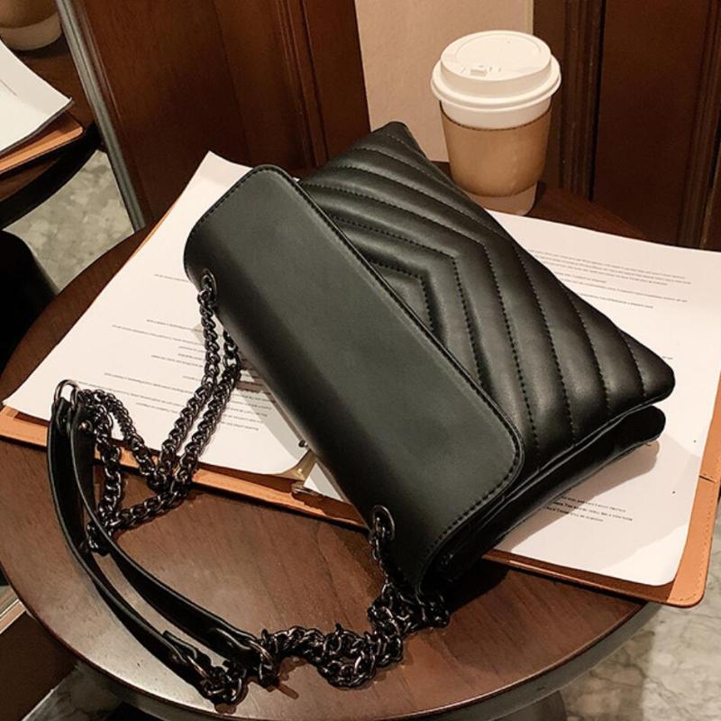 Embroidered Square Crossbody bag 2021 Fashion New High-quality PU Leather Women's Designer Handbag Chain Shoulder Messenger Bag, Black
Embroidered Square Crossbody bag 2021 Fashion New High-quality PU Leather Women's Designer Handbag Chain Shoulder Messenger Bag, Black