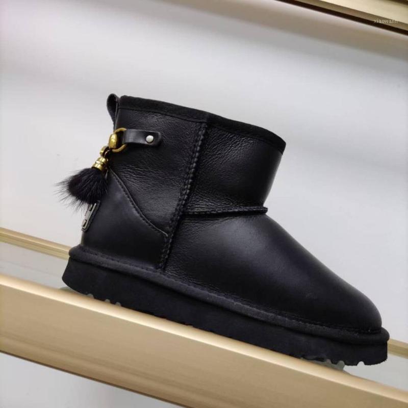 vallu 2020 winter new fur one-piece high-end bright buckle flat-bottom non-slip outdoor snow boots1, Black
vallu 2020 winter new fur one-piece high-end bright buckle flat-bottom non-slip outdoor snow boots1, Black