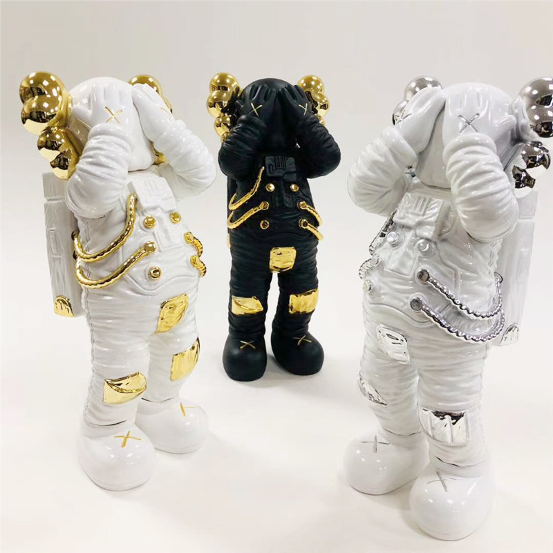 Newest Originalfake 30CM 2.5KG Holiday Spaceman Resin Companion Figure With Original Box Action Figure model decorations gift
Newest Originalfake 30CM 2.5KG Holiday Spaceman Resin Companion Figure With Original Box Action Figure model decorations gift