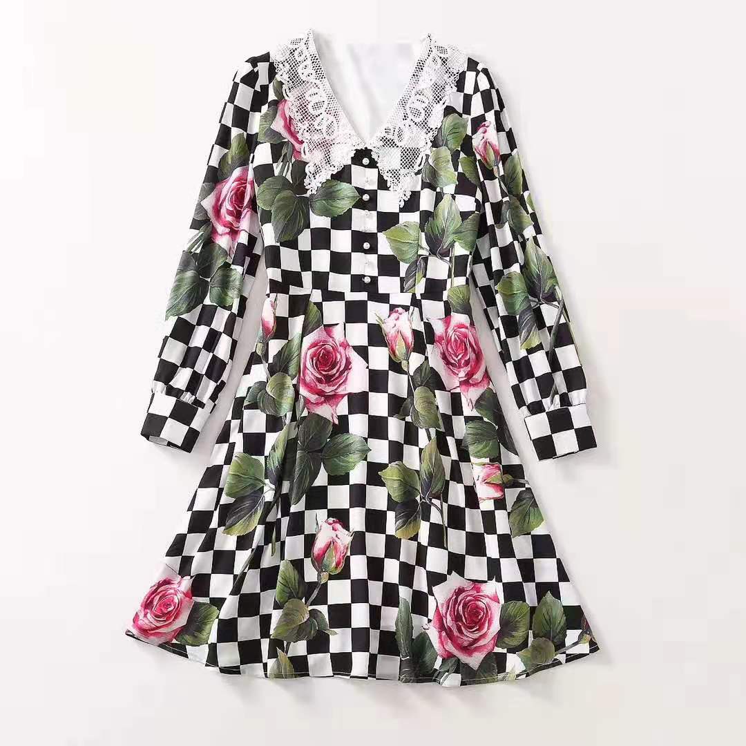 European and American women' clothing 2021 New Style for Spring Long sleeve lace lapel plaid rose print Fashion dress, Multi
European and American women' clothing 2021 New Style for Spring Long sleeve lace lapel plaid rose print Fashion dress, Multi