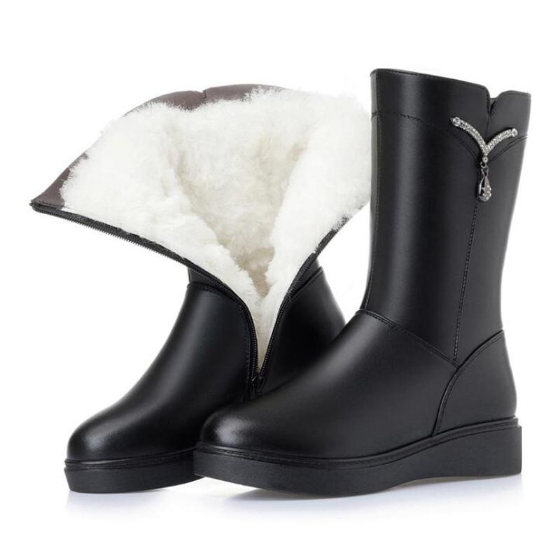 2020 New Rhinestone Genuine Leather Plush Wool Boots Comfort Warm Winter Boots Flat Wedges Non-slip Warm Snow Women, Black
2020 New Rhinestone Genuine Leather Plush Wool Boots Comfort Warm Winter Boots Flat Wedges Non-slip Warm Snow Women, Black