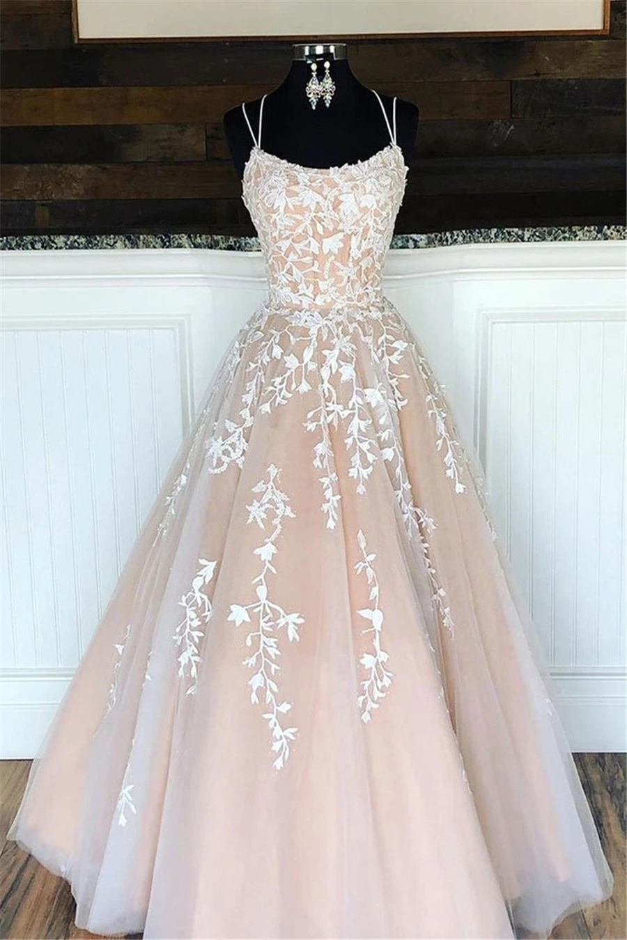 Wedding Dress Spaghetti Strapless Champagne Applique Lace Tulle Long Princess Dresses Elegant Backless Bridal Gowns 2022 Vestido de Novia Robe Mariee