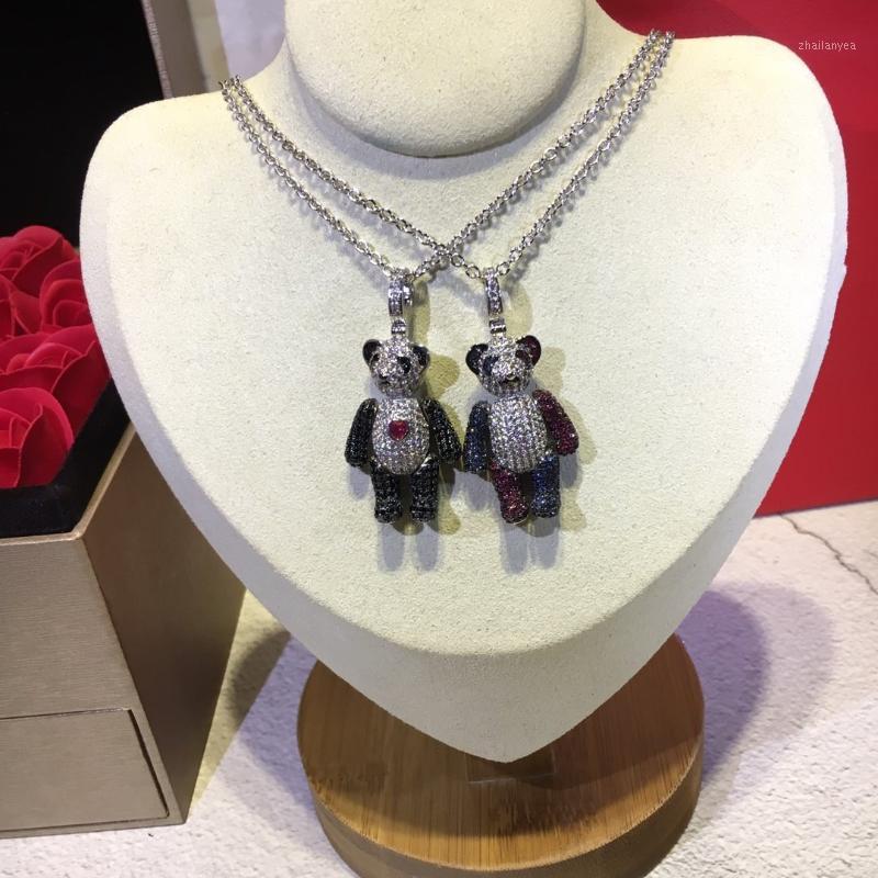 Pendant Necklaces Panda Necklace 3D Diamond Couple Fashion Style Fine Jewelry High Quality1
Pendant Necklaces Panda Necklace 3D Diamond Couple Fashion Style Fine Jewelry High Quality1