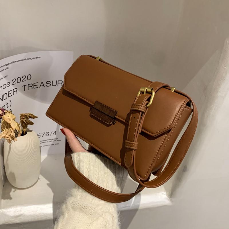 Vintage Square Shoulder Bags Designer Crossbody Bag Luxury Pu Leather Messenger Bag Lady Small Simply Female Purses for Women, Black
Vintage Square Shoulder Bags Designer Crossbody Bag Luxury Pu Leather Messenger Bag Lady Small Simply Female Purses for Women, Black