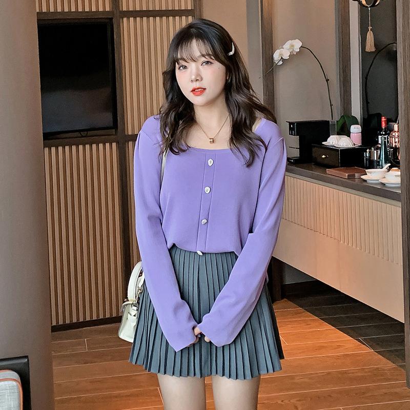 Women's early autumn tops 2020 new retro square collar slimming knitted sweater, Black
Women's early autumn tops 2020 new retro square collar slimming knitted sweater, Black