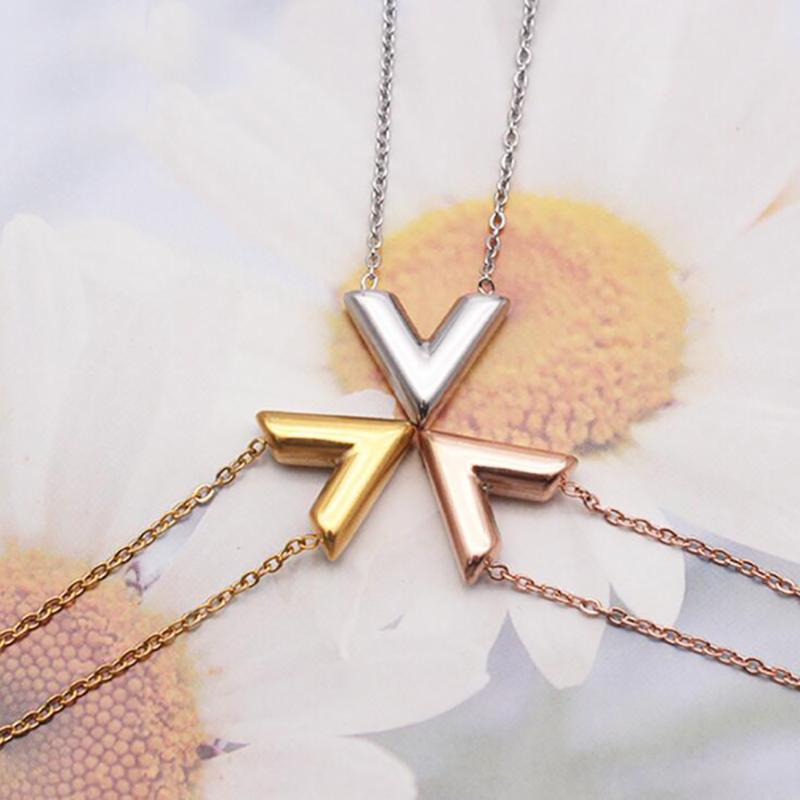 Stainless Steel Gold Letter V Women Pendant Necklace English Initials Pendant V Necklace Jewelry For Him
Stainless Steel Gold Letter V Women Pendant Necklace English Initials Pendant V Necklace Jewelry For Him
