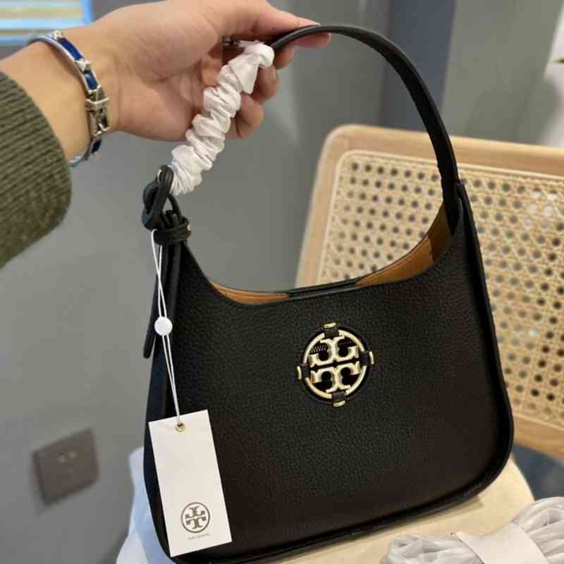TB Miller Handbags Luxurys Wholesale 2022 Winter Armpit Moon Bag, Single Shoulder Messenger, Portable Fashion Net Red, the Same, Sky blue
TB Miller Handbags Luxurys Wholesale 2022 Winter Armpit Moon Bag, Single Shoulder Messenger, Portable Fashion Net Red, the Same, Sky blue