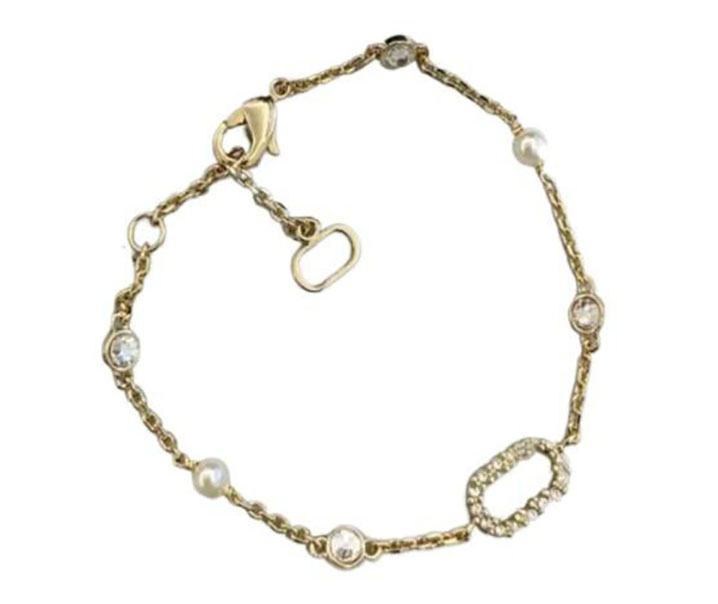 Fashion pearl Charm Bracelets bangle for lady Women Party Wedding Lovers gift engagement Jewelry for Bride With BOX NRJ ., Golden;silver
Fashion pearl Charm Bracelets bangle for lady Women Party Wedding Lovers gift engagement Jewelry for Bride With BOX NRJ ., Golden;silver