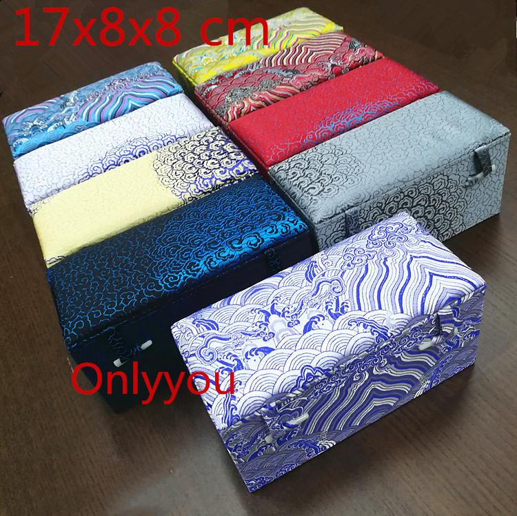 Soft Rectangle Chinese Silk Gift Box Wood Fabric Storage Box High End Luxury Jewelry Packaging Crafts Collection 17x8x8 cm
Soft Rectangle Chinese Silk Gift Box Wood Fabric Storage Box High End Luxury Jewelry Packaging Crafts Collection 17x8x8 cm