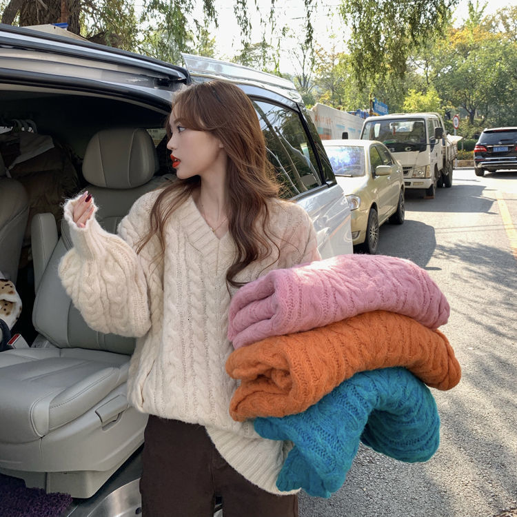 2021 Solid Pulverise Thickened Female Sweater New Winter Loose Wind Lazy Tide YJ2Y, Blue
2021 Solid Pulverise Thickened Female Sweater New Winter Loose Wind Lazy Tide YJ2Y, Blue