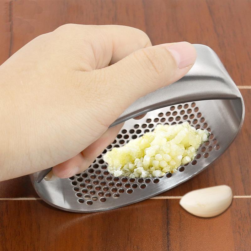 Stainless Steel Garlic Press Manual Garlic Grinder Grater Ginger Press Kitchen Accessories Chopper Crusher
Stainless Steel Garlic Press Manual Garlic Grinder Grater Ginger Press Kitchen Accessories Chopper Crusher