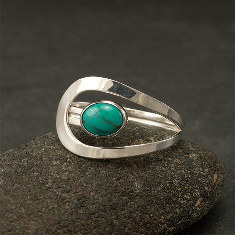 Retro Small Round Natural Stone Ring Bobo Jewelry Delicate Blue Turquoises Finger Ring Bague For Women Girls Party Gift B4J433
Retro Small Round Natural Stone Ring Bobo Jewelry Delicate Blue Turquoises Finger Ring Bague For Women Girls Party Gift B4J433