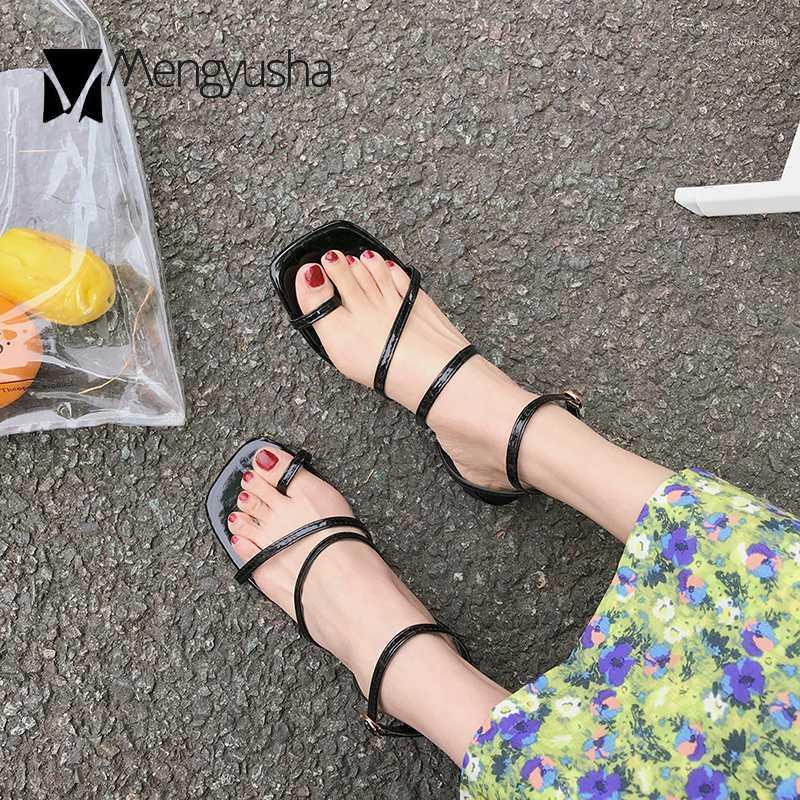 Sandals Clip Toe Solid Narrow Band Slingback Pu Gladiator Women Chunky Low Heels Summer Shoes Woman Buckle Sandalias 20211, Beige
Sandals Clip Toe Solid Narrow Band Slingback Pu Gladiator Women Chunky Low Heels Summer Shoes Woman Buckle Sandalias 20211, Beige