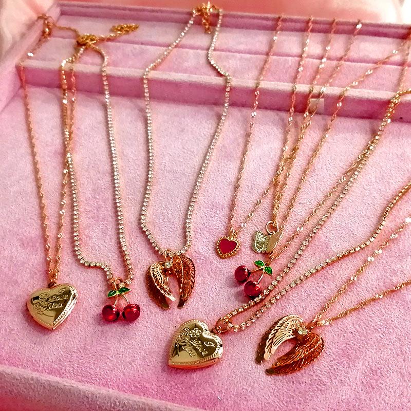 Flatfoosie Gold Color Heart-shaped Pendant Necklace For Women Fashion Crystal Clavicle Chain New Design Jewelry Friendship Gift
Flatfoosie Gold Color Heart-shaped Pendant Necklace For Women Fashion Crystal Clavicle Chain New Design Jewelry Friendship Gift