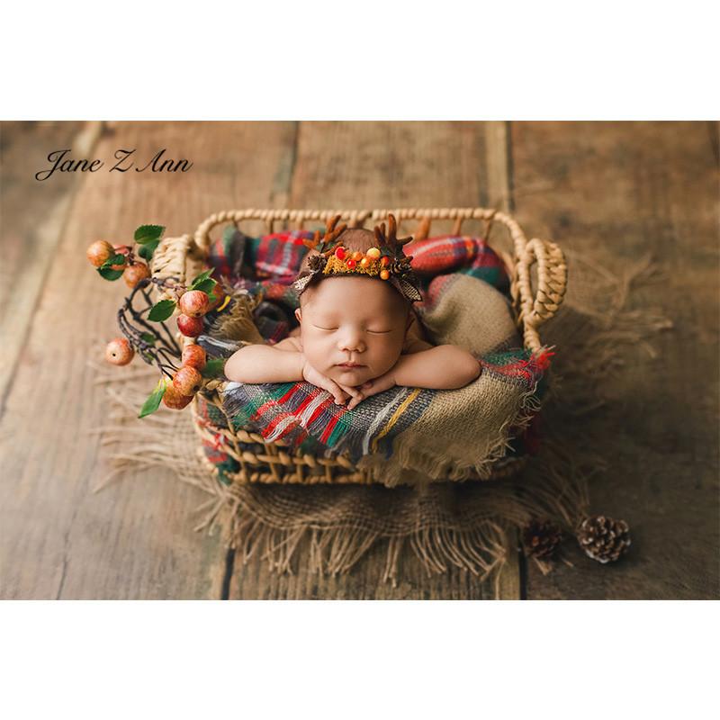 Jane Z Ann Newborn photography props woven basket studio auxiliary item baby basin frame shooting table34x24x20cm, Wood color 
Jane Z Ann Newborn photography props woven basket studio auxiliary item baby basin frame shooting table34x24x20cm, Wood color