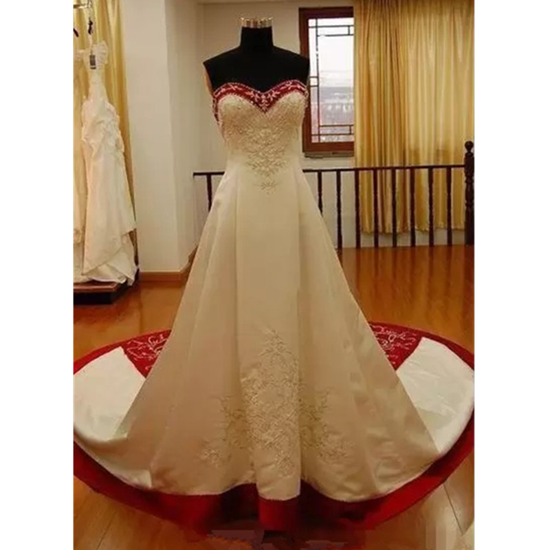 Vintage Red and White Embroidery Plus Size Wedding Gowns Dresses Custom Made Vestidos Sweeetheart Country GardeN Style Bridal Gowns