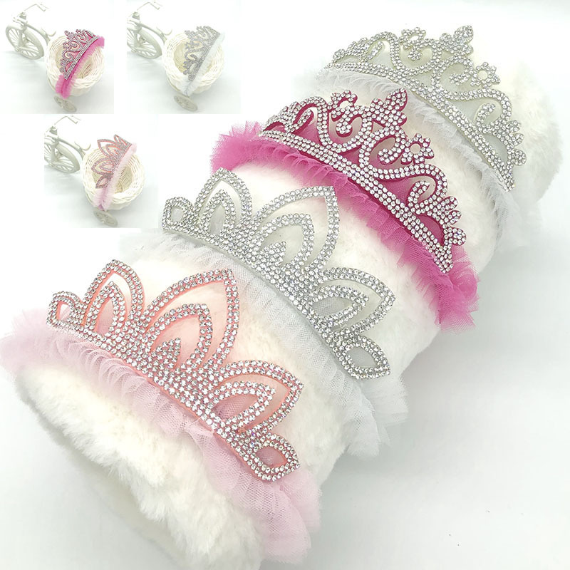 1Pcs New Rhinestone Glittering Crown Girls Band Head Hair Accessories Princess Tiara Headband Kids Headwear Party
1Pcs New Rhinestone Glittering Crown Girls Band Head Hair Accessories Princess Tiara Headband Kids Headwear Party