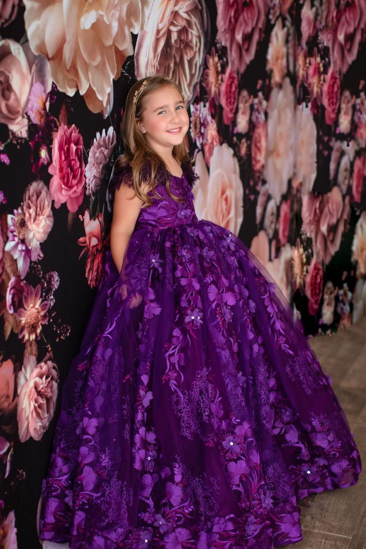 2021 Purple Girl's Pageant Dresses Lace Appliques Beaded Girls Birthday Party Gowns Custom Made Flower Girl Dress