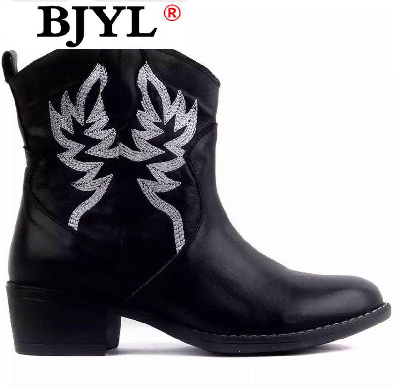 2020 Women Boots Winter Shoes Plus Size Platform Women Warm Booties Ankle for Snow Boots Black Casual Comfortable Hot, Red
2020 Women Boots Winter Shoes Plus Size Platform Women Warm Booties Ankle for Snow Boots Black Casual Comfortable Hot, Red