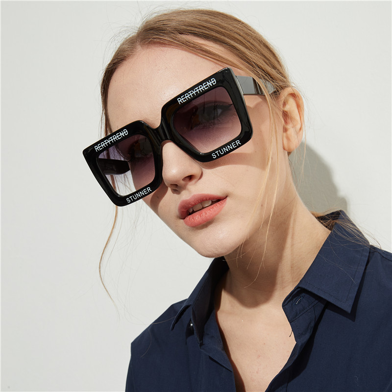 Fashion Square Sunglasses Women Oversized Shades Sun Glasses Ladies Brand Black Eyewear Oculos Gafas Feminino UV400
Fashion Square Sunglasses Women Oversized Shades Sun Glasses Ladies Brand Black Eyewear Oculos Gafas Feminino UV400