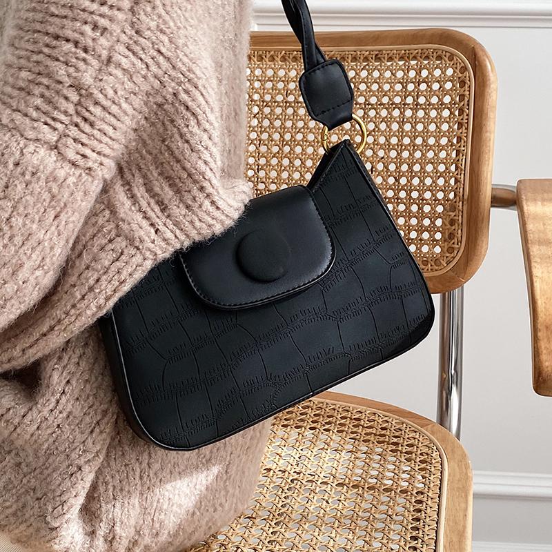 High Quality Underarm Women's Bags Fashion Matte Small Square Bag Elegant Travel Lady Handbags Solid Color Bolsa Feminina, Black
High Quality Underarm Women's Bags Fashion Matte Small Square Bag Elegant Travel Lady Handbags Solid Color Bolsa Feminina, Black