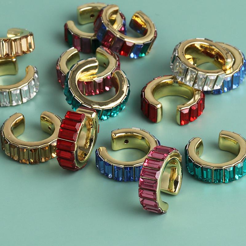 Fashion Simple Glass Crystal C Shape Hoop Earrings Women Geometric Statement Hook Earring Jewelry Female Party Club Punk Earring
Fashion Simple Glass Crystal C Shape Hoop Earrings Women Geometric Statement Hook Earring Jewelry Female Party Club Punk Earring