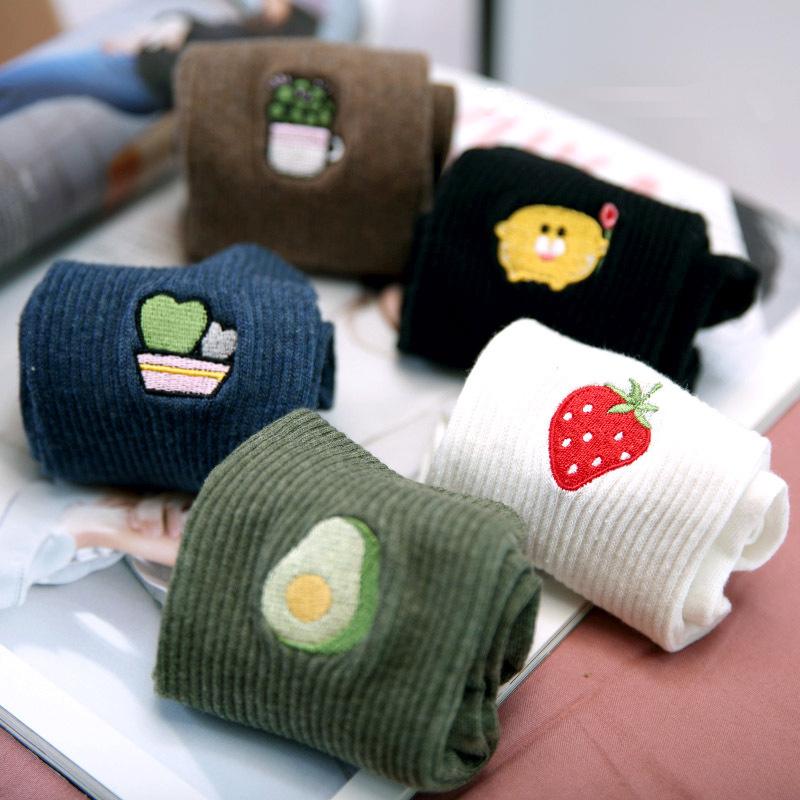 Autumn Fashion Women Fashion Socks Cotton Fruit Embroidery Deodorant Comfortable Brief 2020 New Elastic Socks Women, Black
Autumn Fashion Women Fashion Socks Cotton Fruit Embroidery Deodorant Comfortable Brief 2020 New Elastic Socks Women, Black