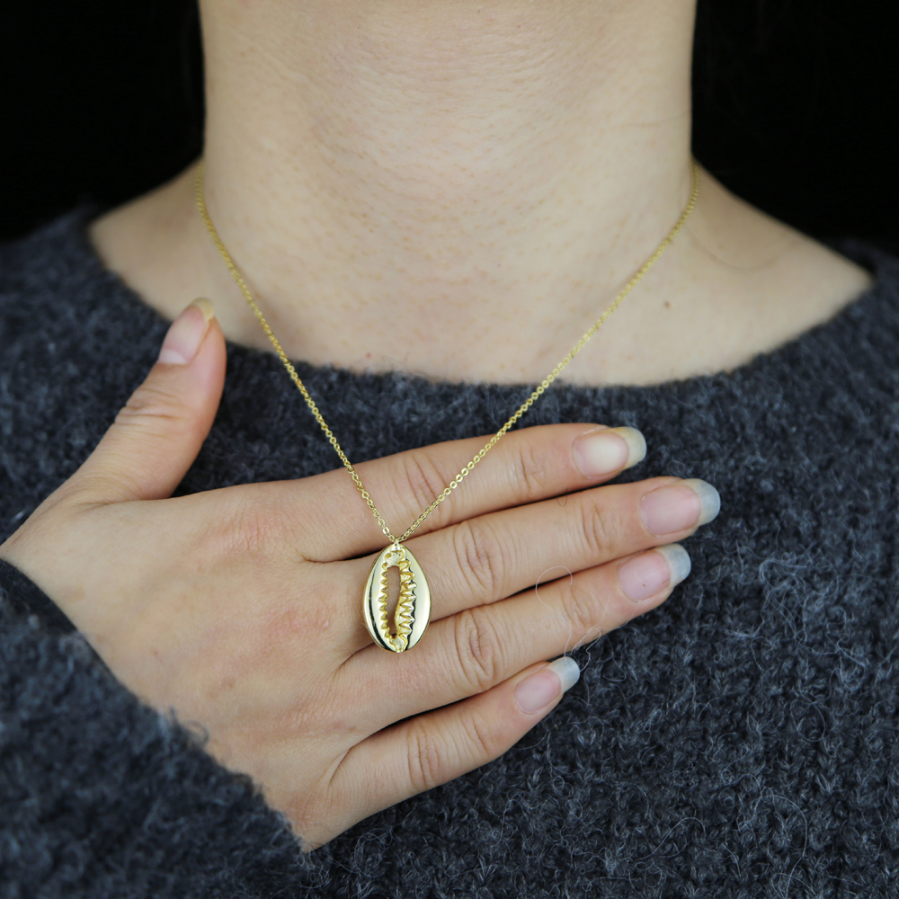 Gold Color Plated Summer Beach Sea Shell Pendant Wholesale Cheap Necklace Jewelry 2021 Valentine's Day Gift For Lover Girlfriend